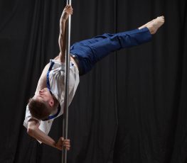 Pole Acrobatic